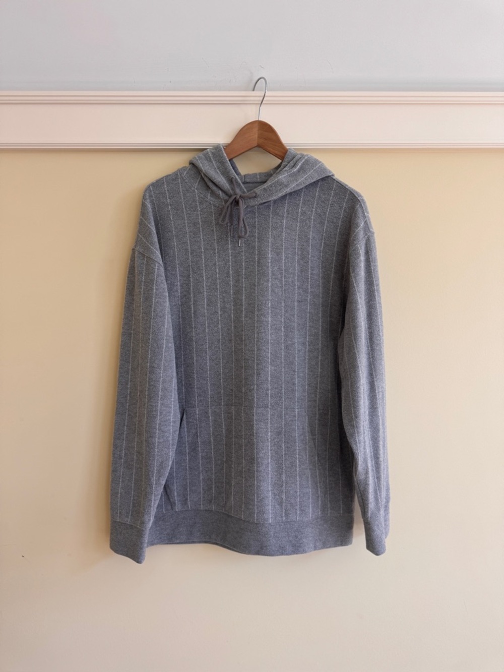 Express Pinstripe Pullover Hoodie M | Heather Gray | Kangaroo Pocket